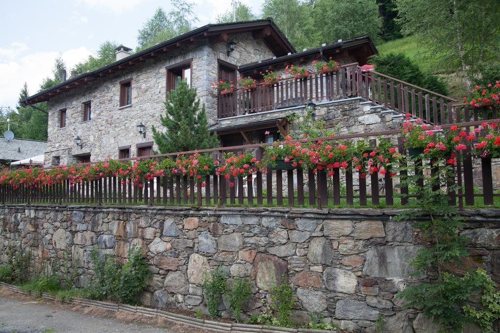 فيلا Agriturismo Al Castagneto Mazzo di Valtellina المظهر الخارجي الصورة